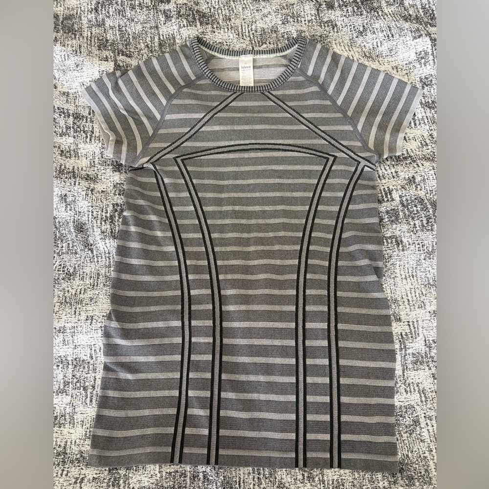 Ivivva by Lululemon Girls Athletic Shirt Size 12